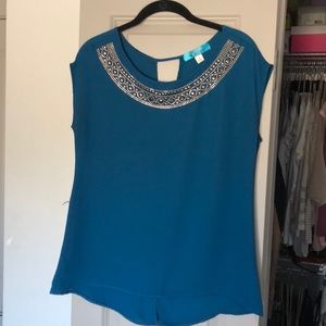 Woman’s scoop neck blouse BLUE